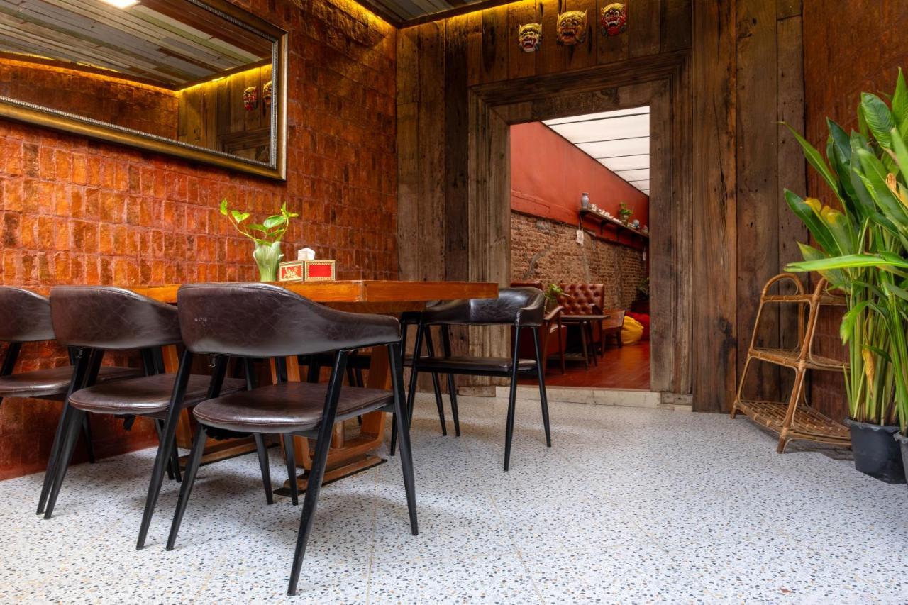 Villa Rinvada House à Bangkok Extérieur photo