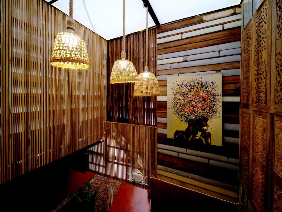 Villa Rinvada House à Bangkok Extérieur photo
